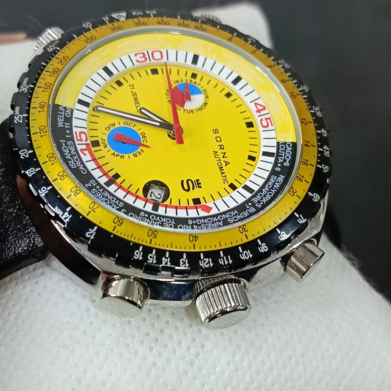 Montre sorna automatique original neuf