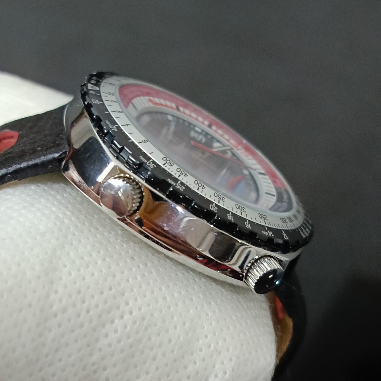 Montre sorna automatique original neuf