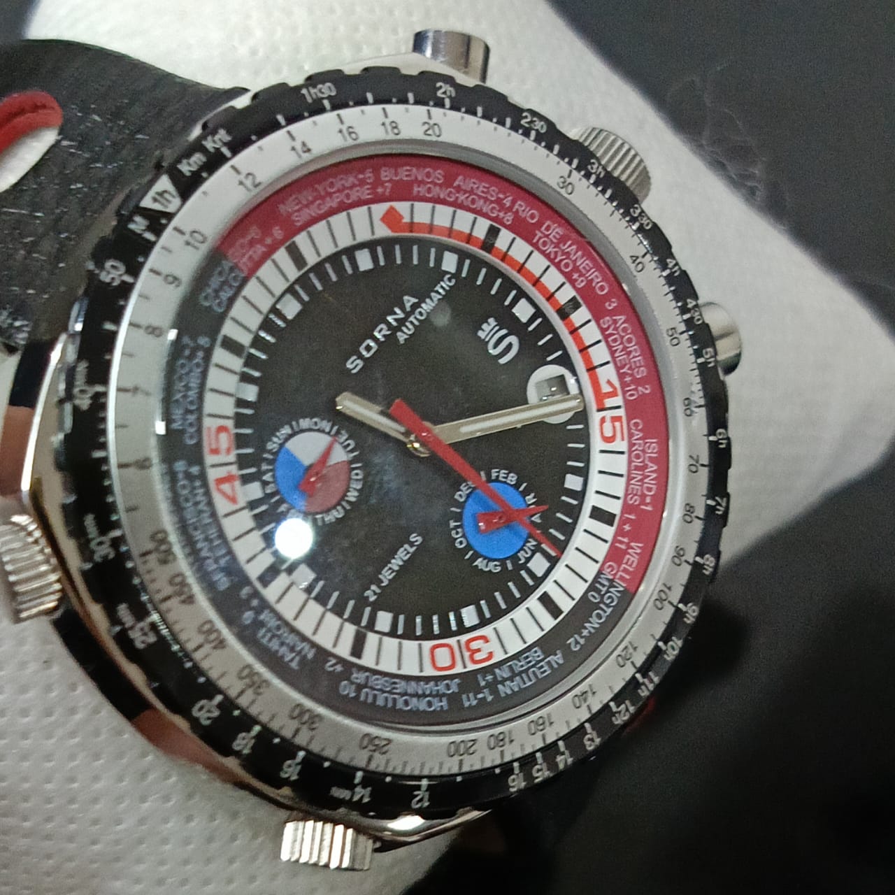 Montre sorna automatique original neuf