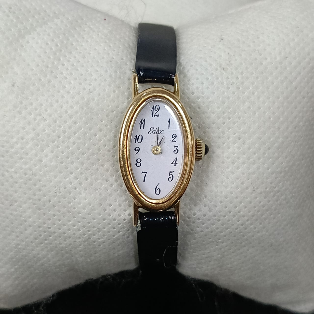 Montre mécanique vintage femme en plaqué or