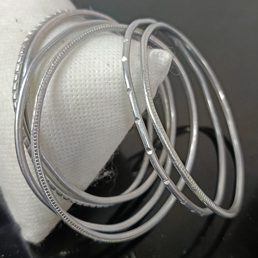 مسايس قظيمة معدن