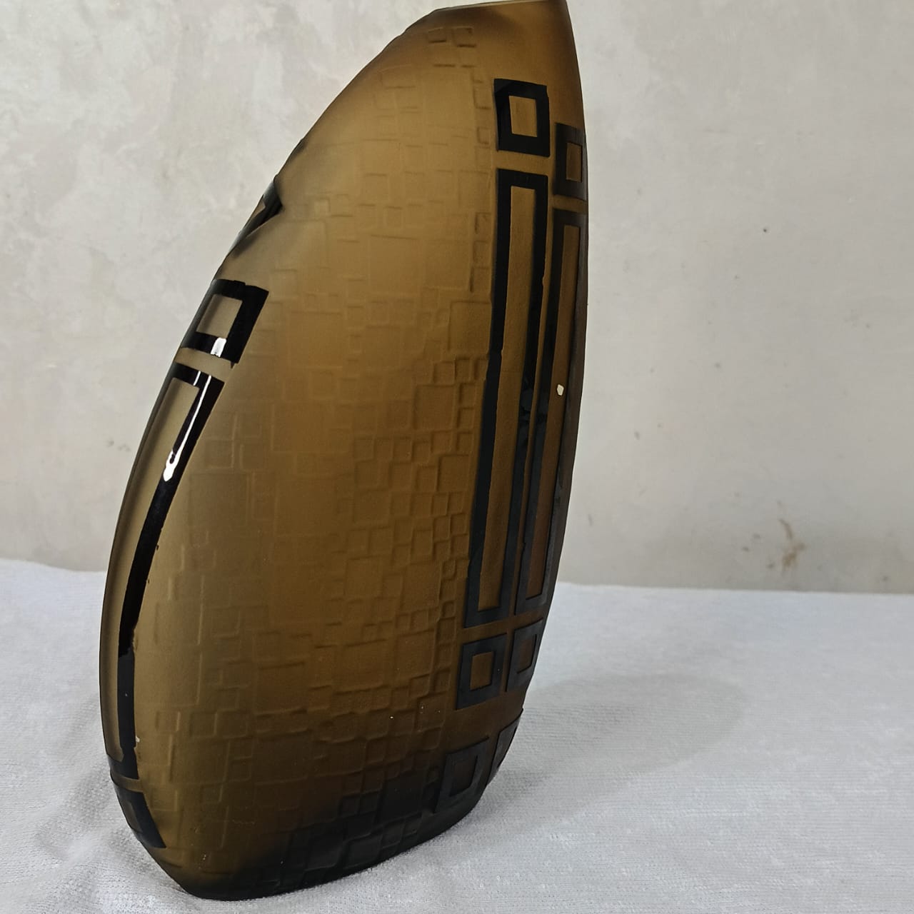 فاز تحفة فنية نادرة