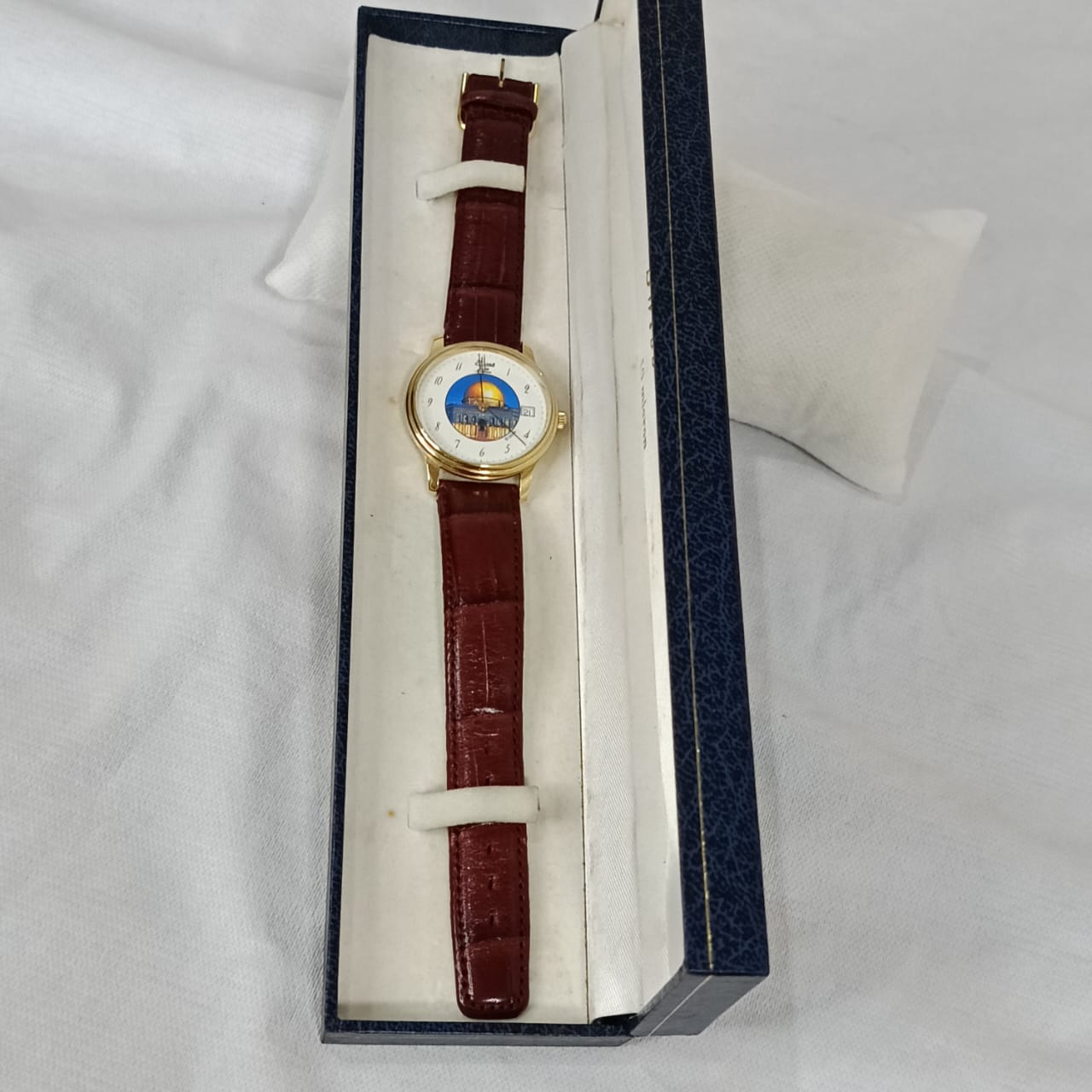 Montre muslima مسلمة automatique suisse original en plaqué or 10m