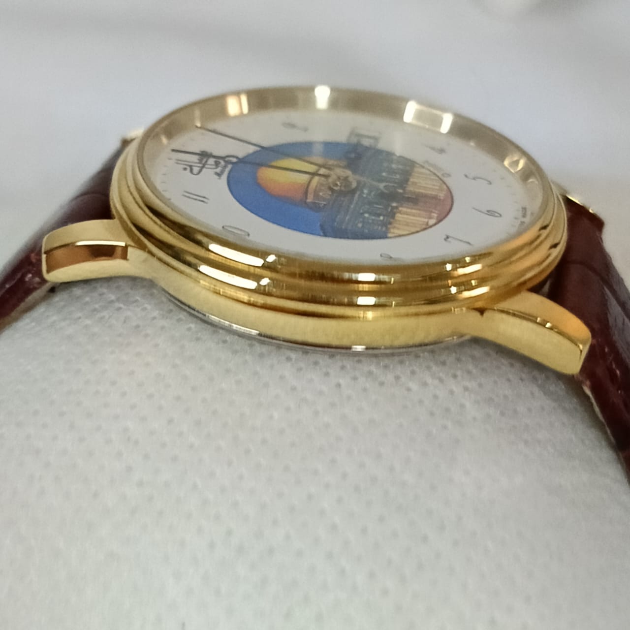 Montre muslima مسلمة automatique suisse original en plaqué or 10m