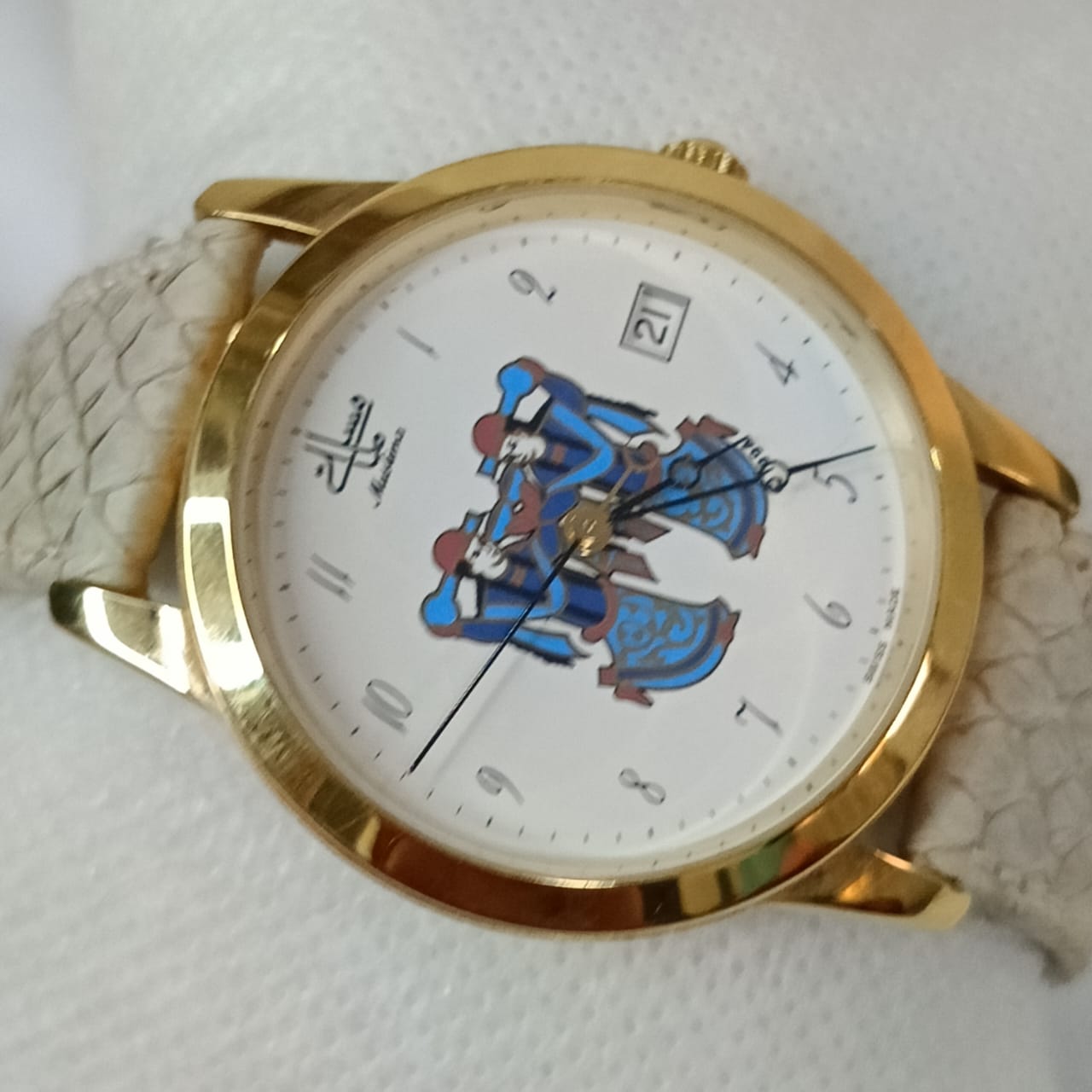 Montre muslima مسلمة automatique suisse original en plaqué or 10m