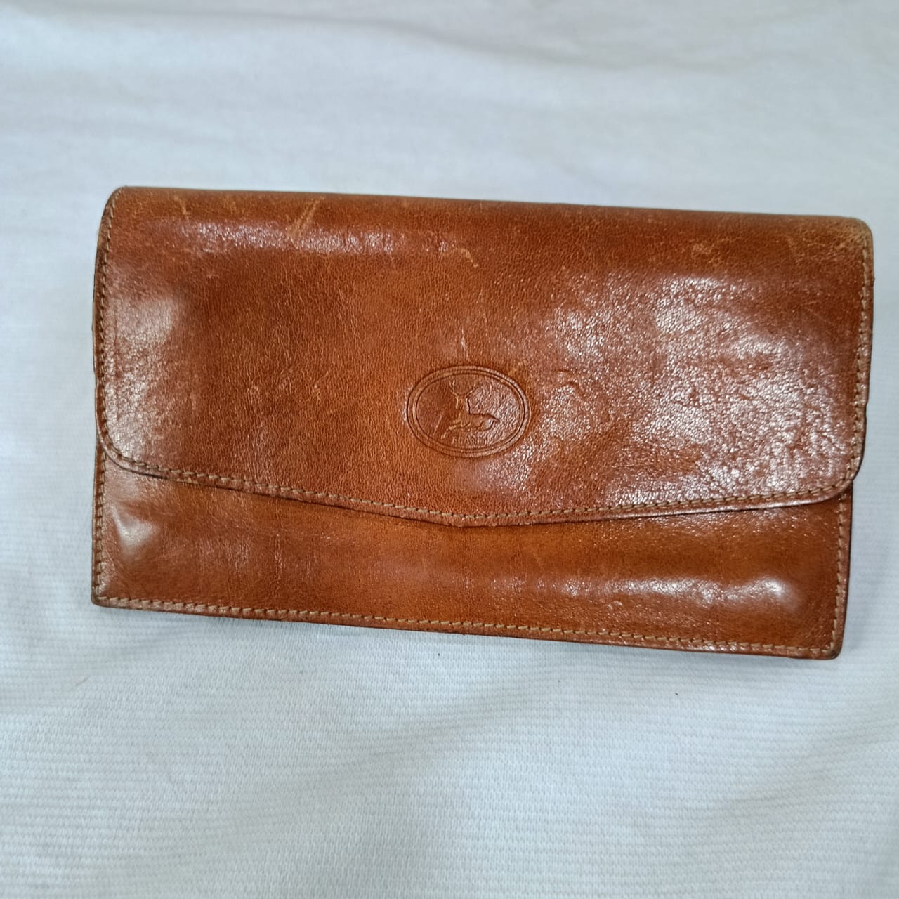 Portefeuille frandi en cuir vintage original