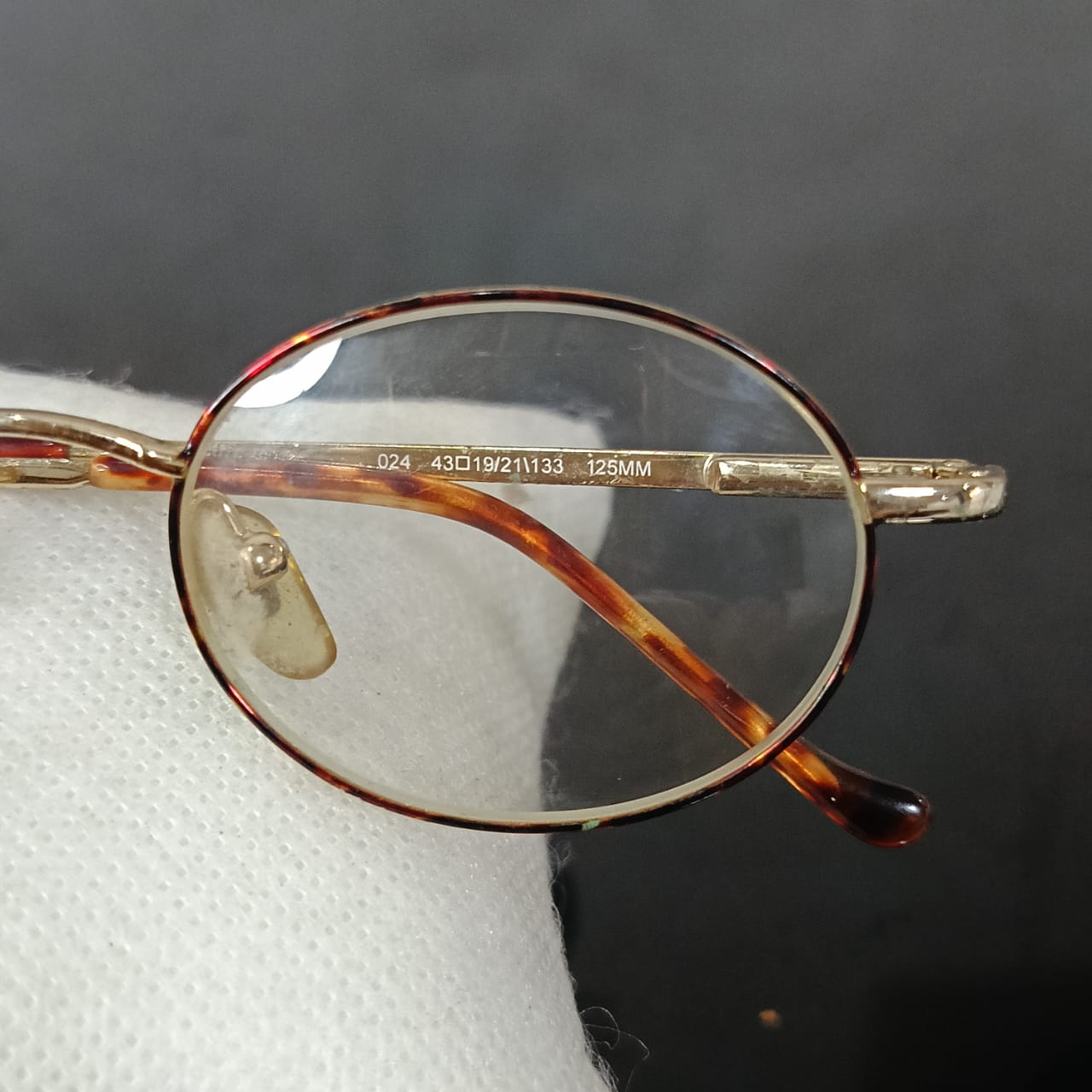 Cadre du lunette vintage original