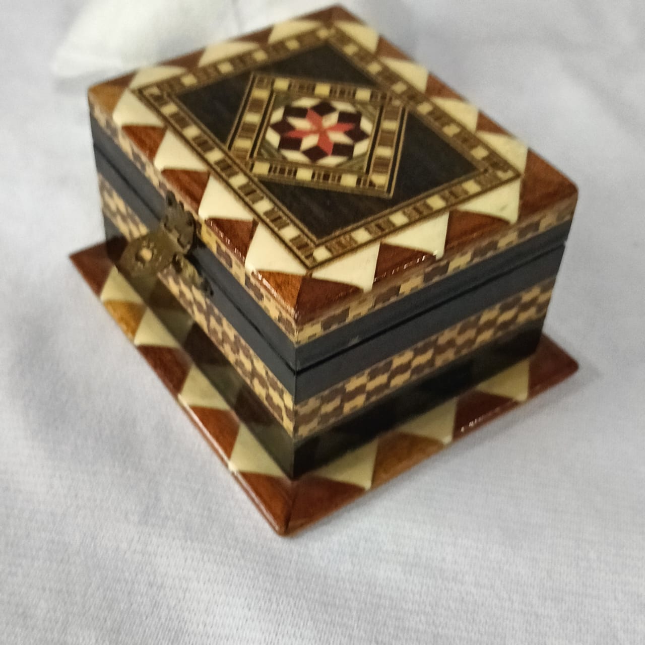 صندوق مجوهرات عااج