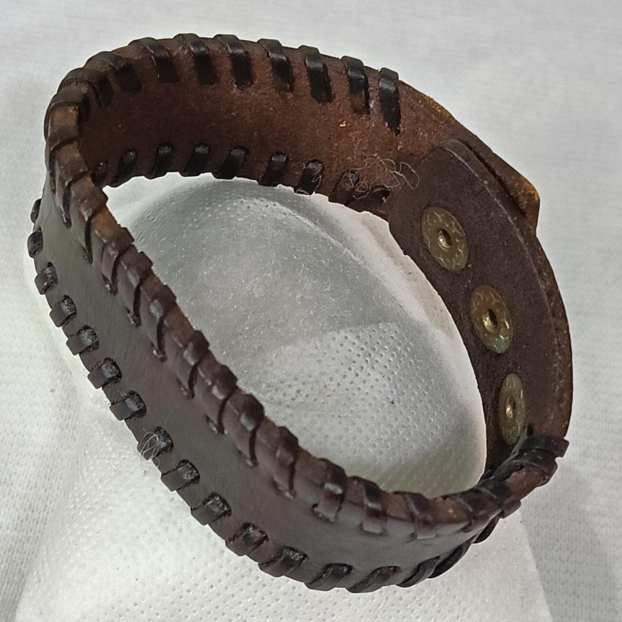 Bracelet en cuir vintage original