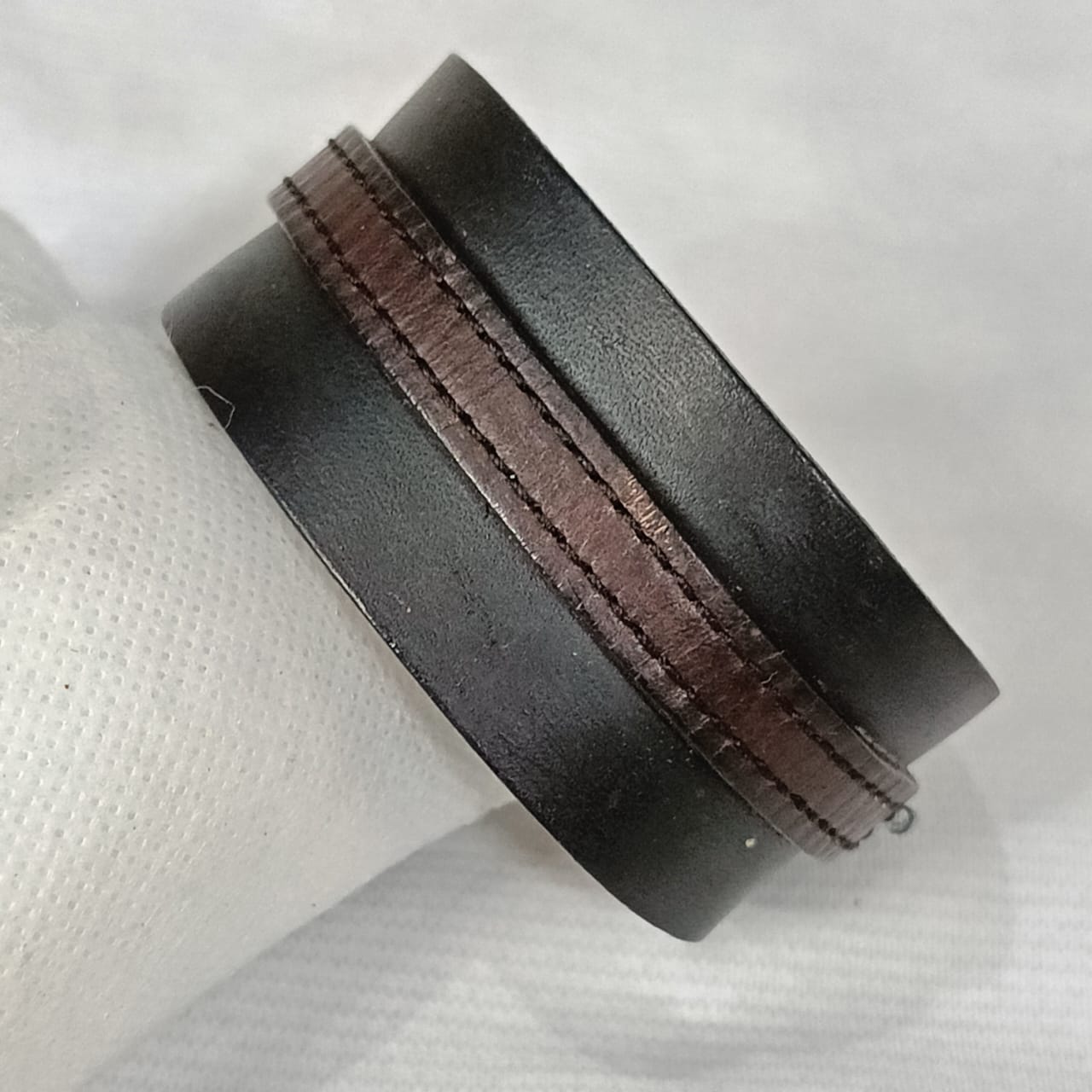 Bracelet en cuirantique original