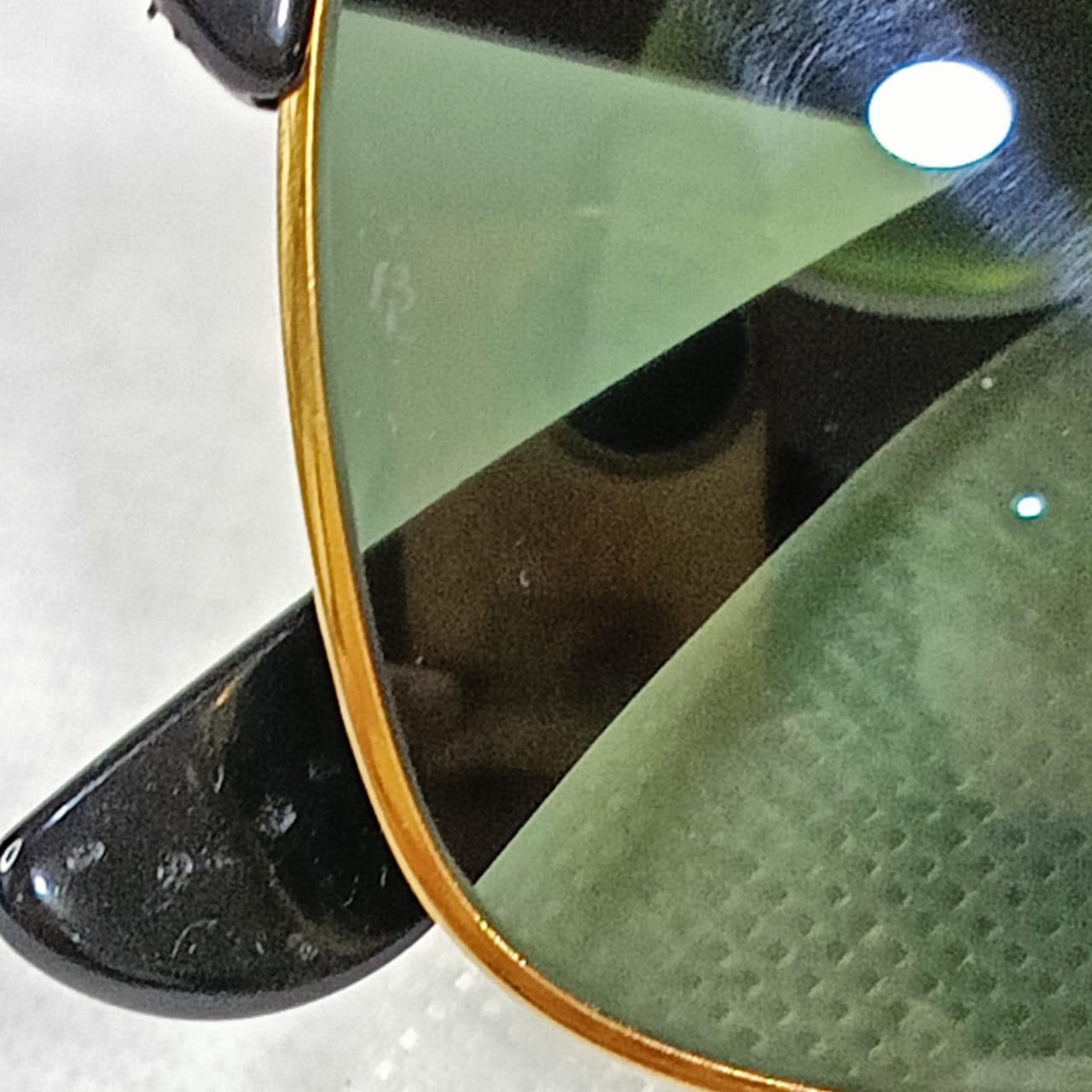 Lunettes de soleil Ray-Ban B&L Wayfarer Max II W1272 monture or ébène verres G-1