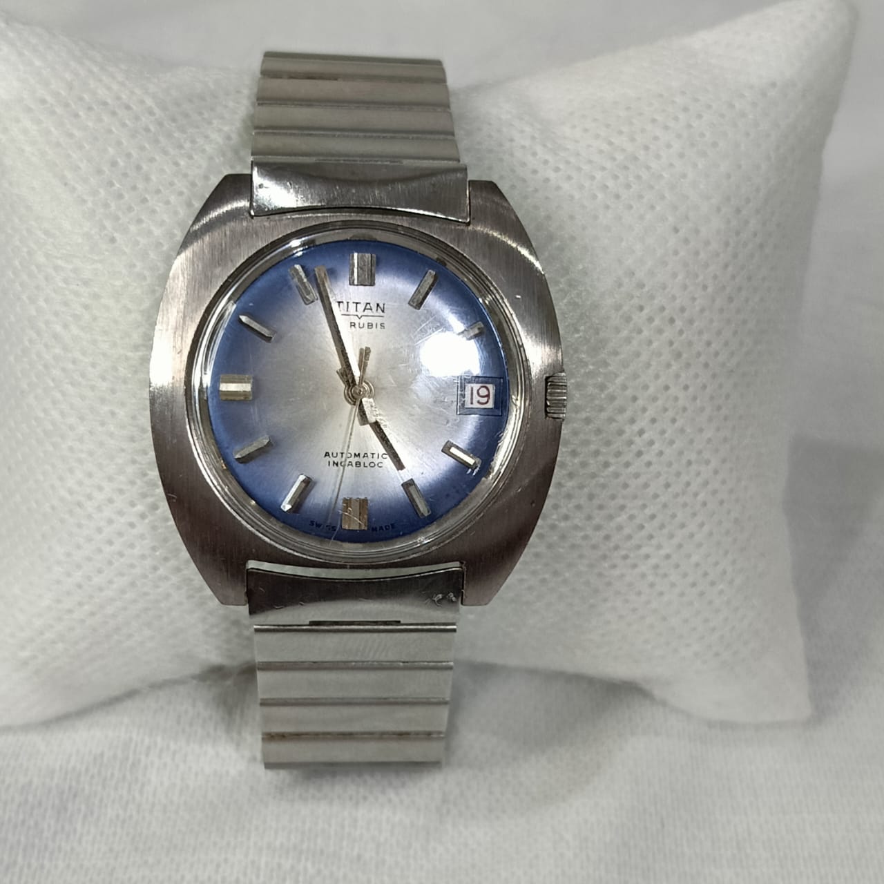Montre titan automatique original