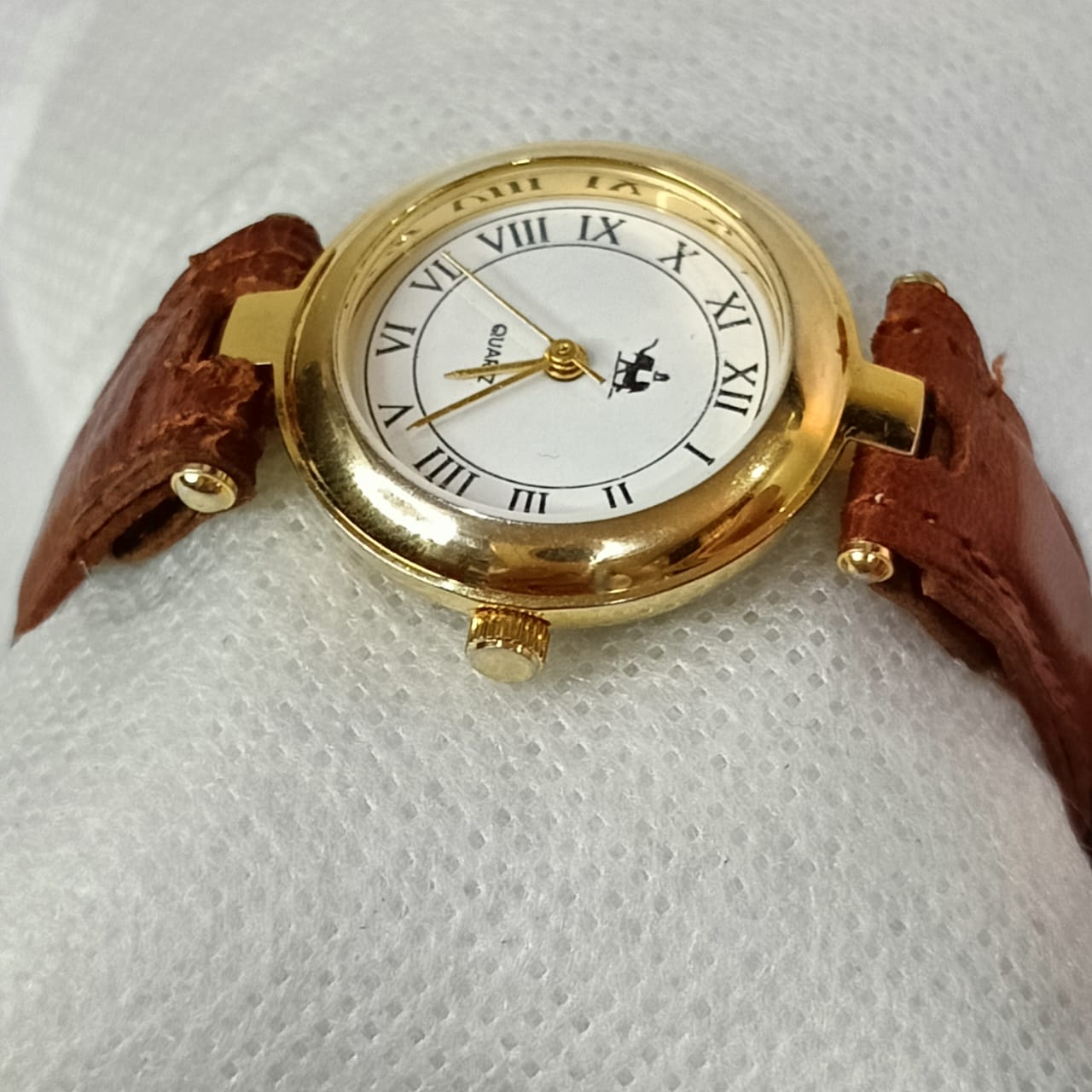 Montre femme quartz original en plaqué or