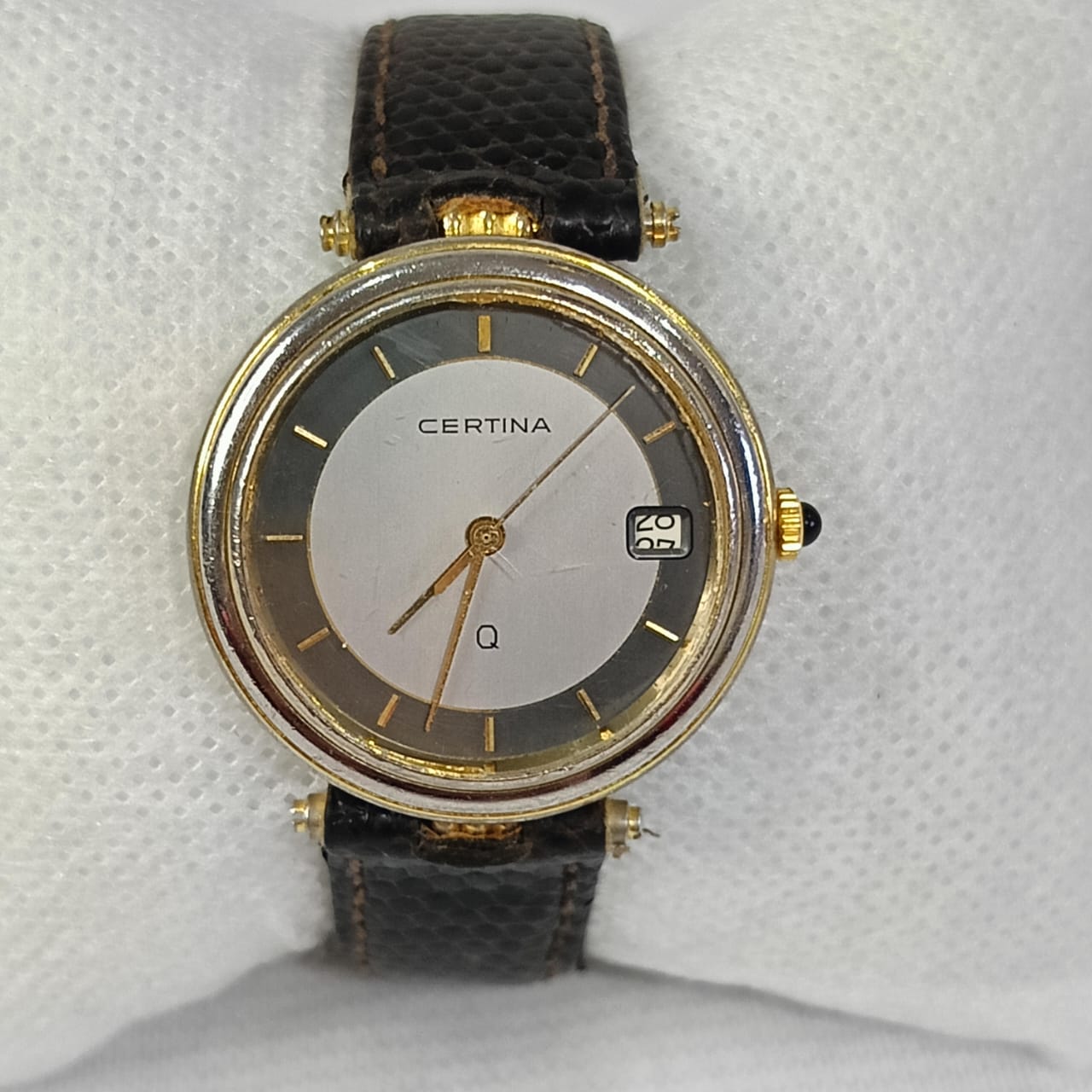 Montre certina Quartz original