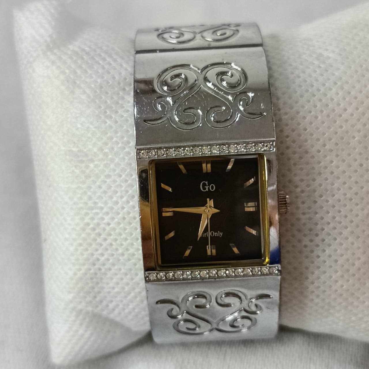 Montre Go femme original Quartz