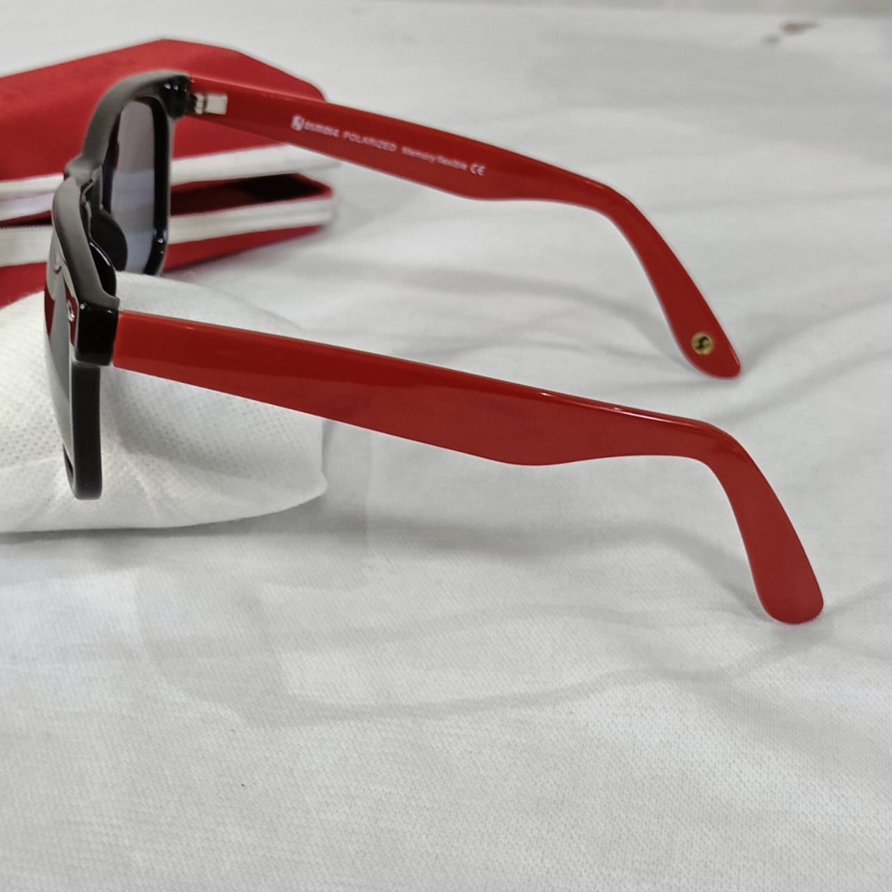 Cadre du lunette original