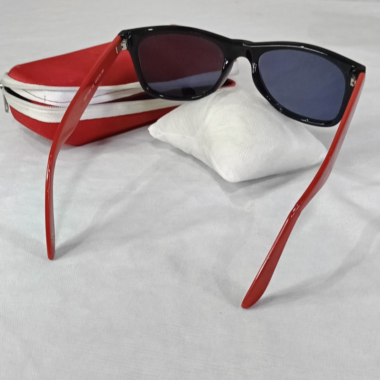 Cadre du lunette original