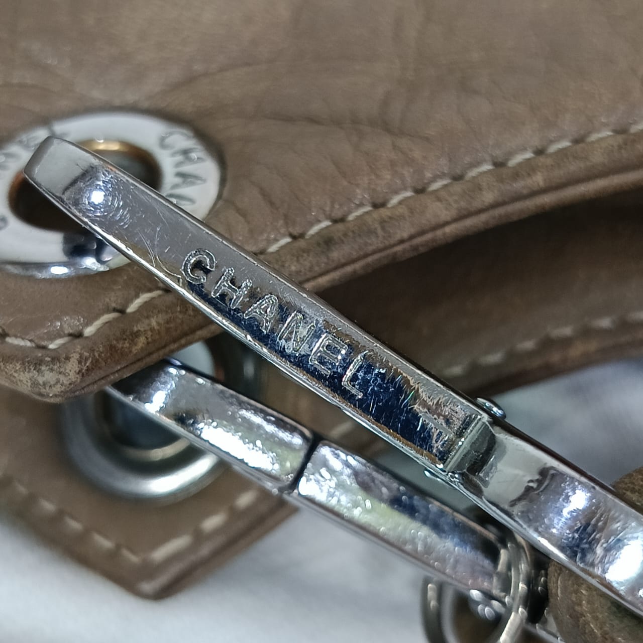Sac chanel femme en cuir original