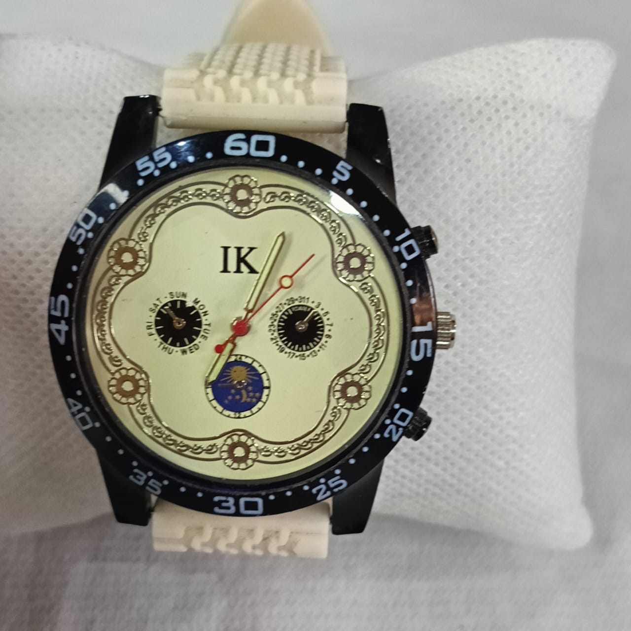 Montre IK femme original Quartz