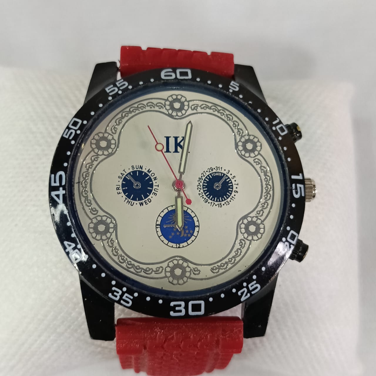 Montre IK femme original Quartz