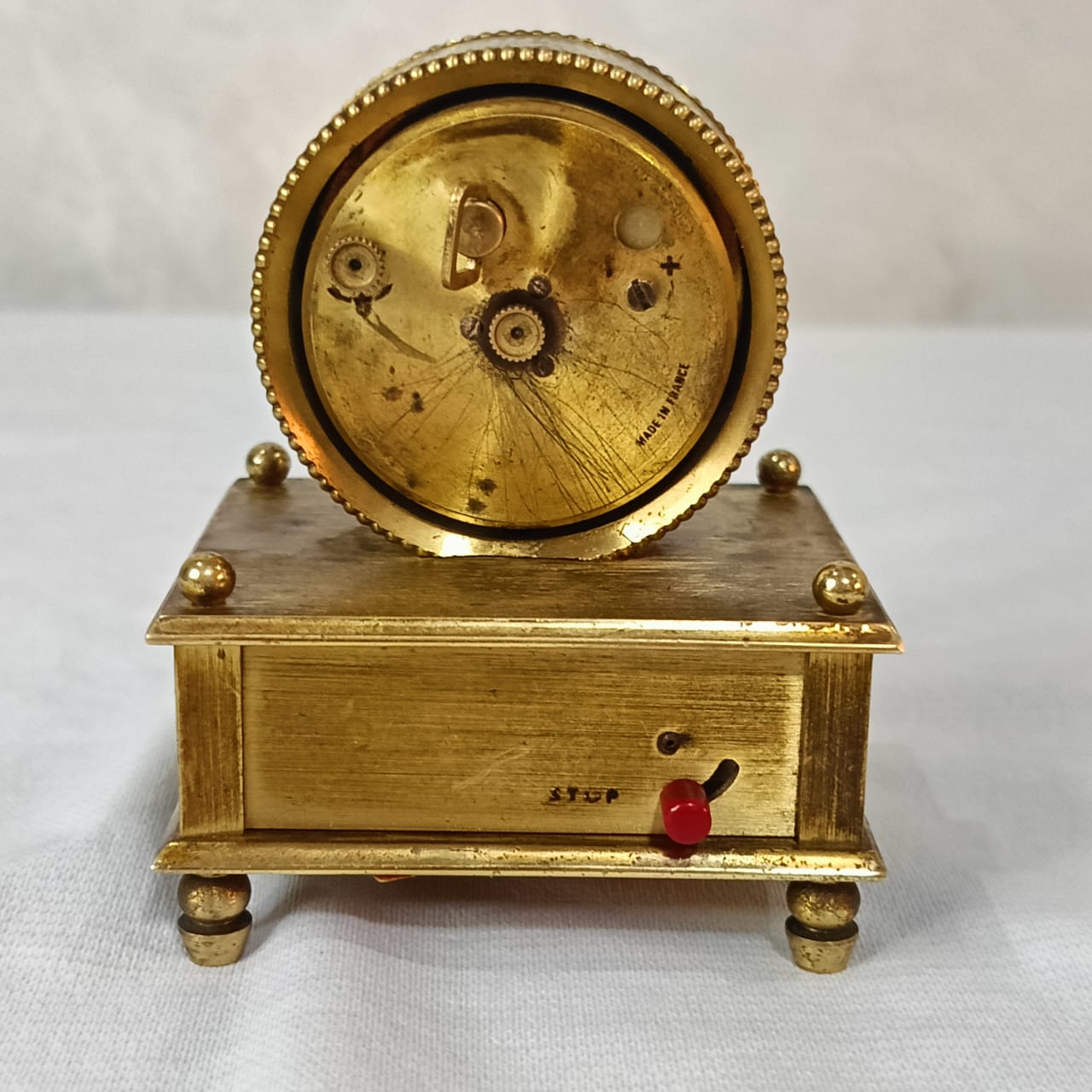 Prix 18000Ancien ravail solo en bronze doré mécanique vintage et musique mécanique