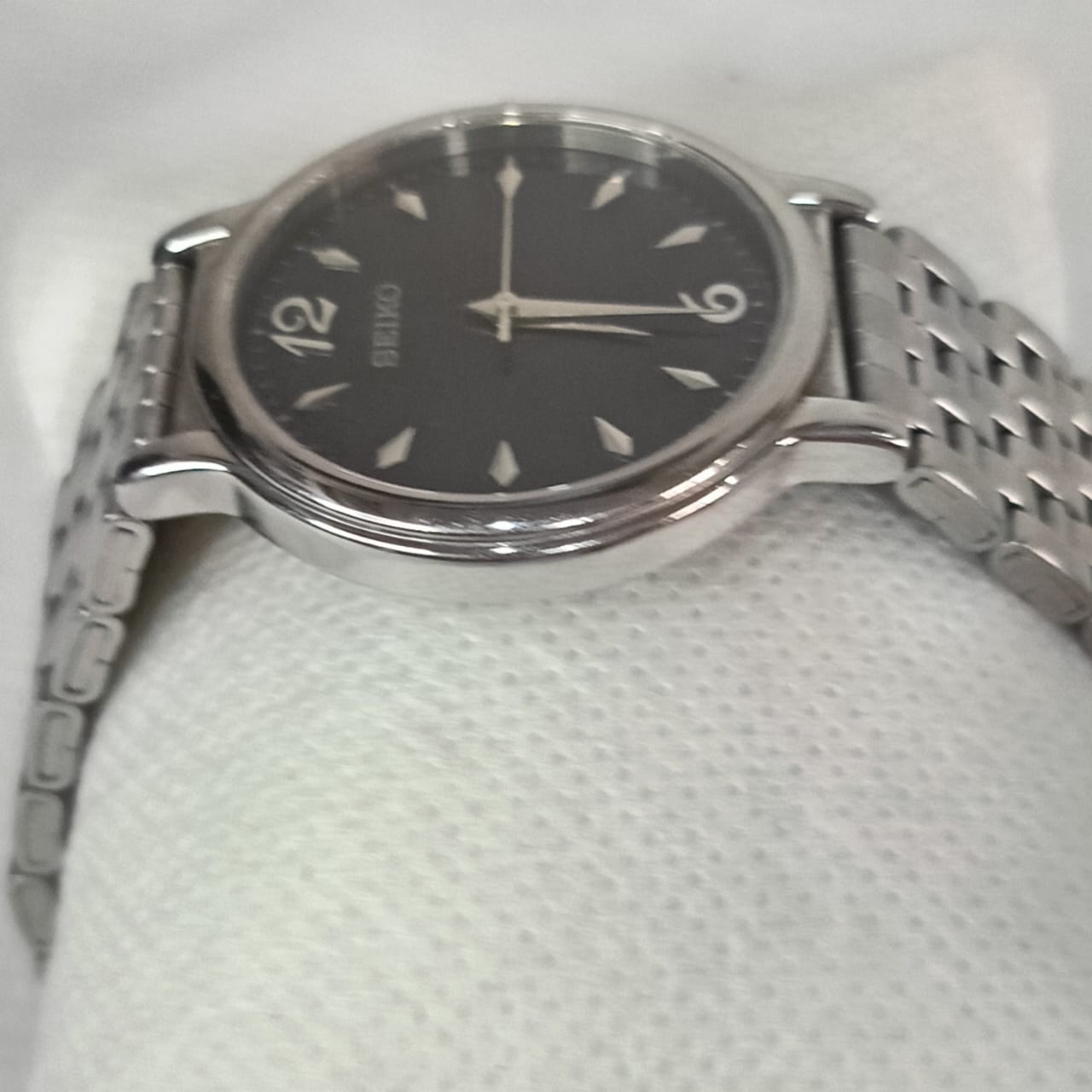 Montre Seiko Quartz extra plat original acier inoxydable