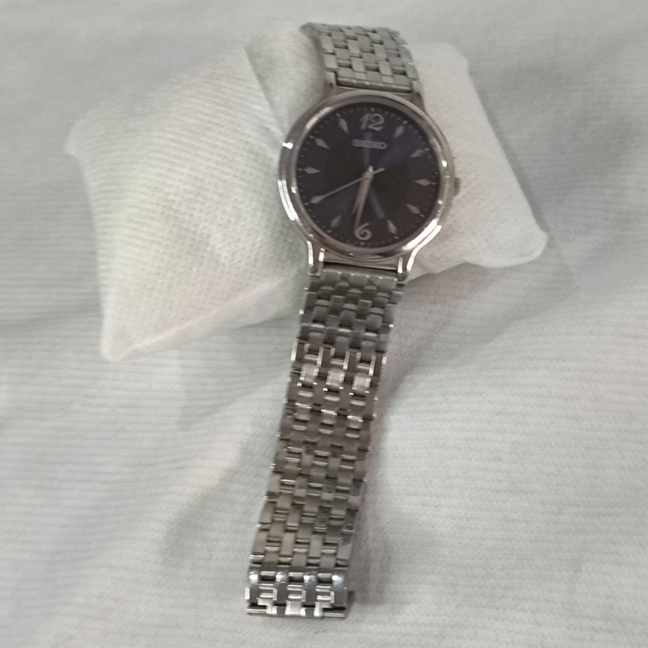 Montre Seiko Quartz extra plat original acier inoxydable