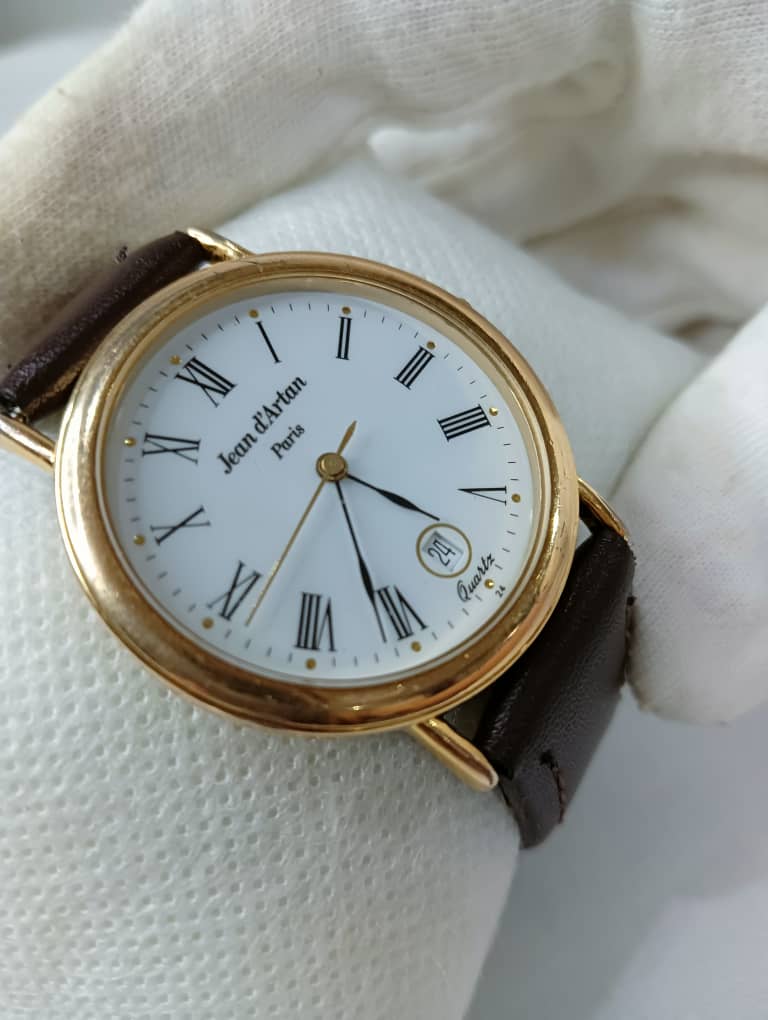 Montre Jean d'artan paris extra plat Quartz original  38mm Prix 11000da