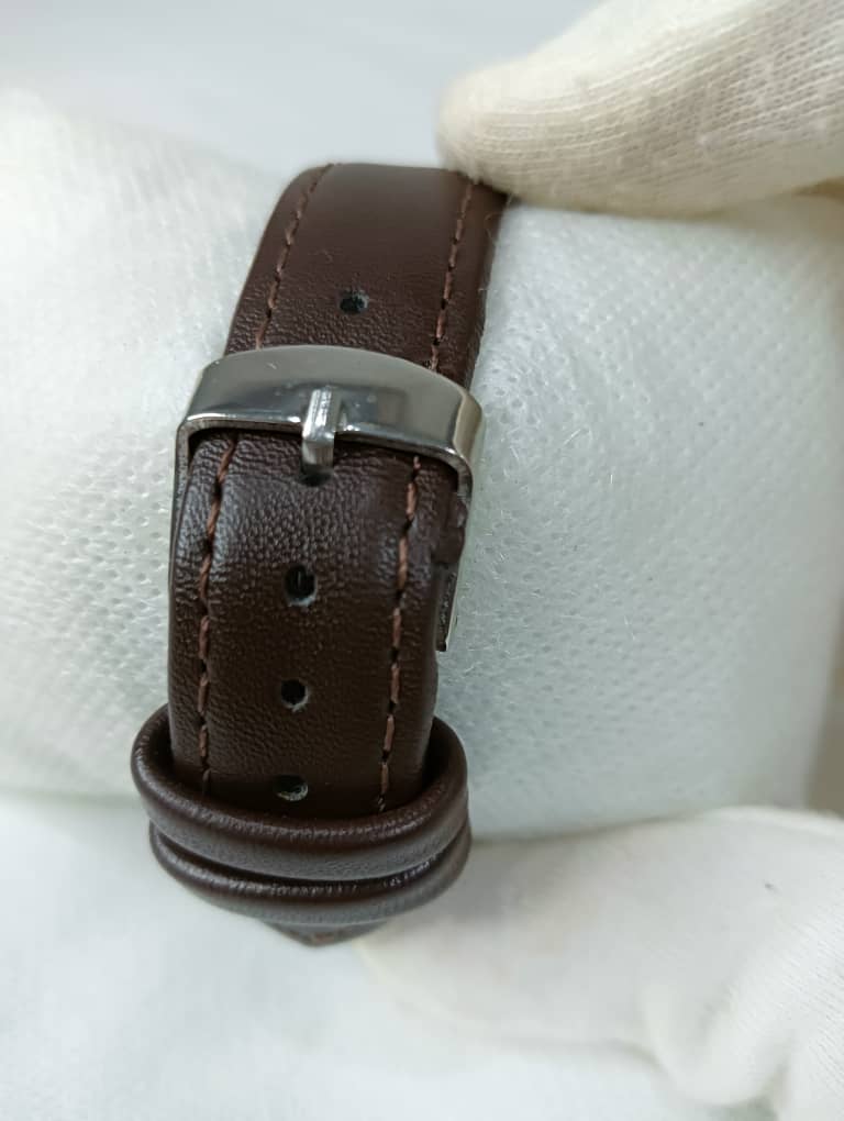 Montre Jean d'artan paris extra plat Quartz original  38mm Prix 11000da