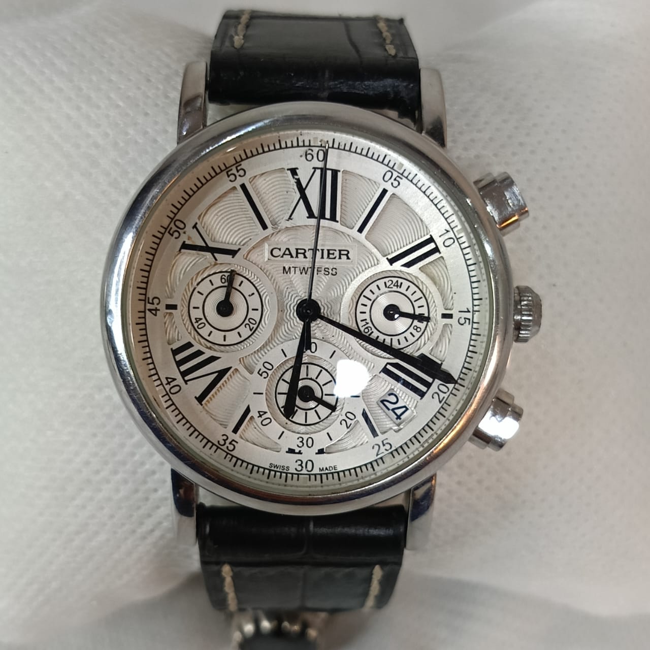 Montre Cartier cronographe Quartz  40mm Prix 25000