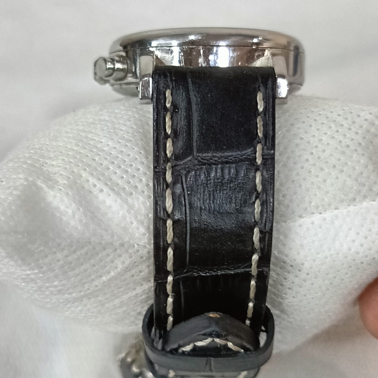 Montre Cartier cronographe Quartz  40mm Prix 25000