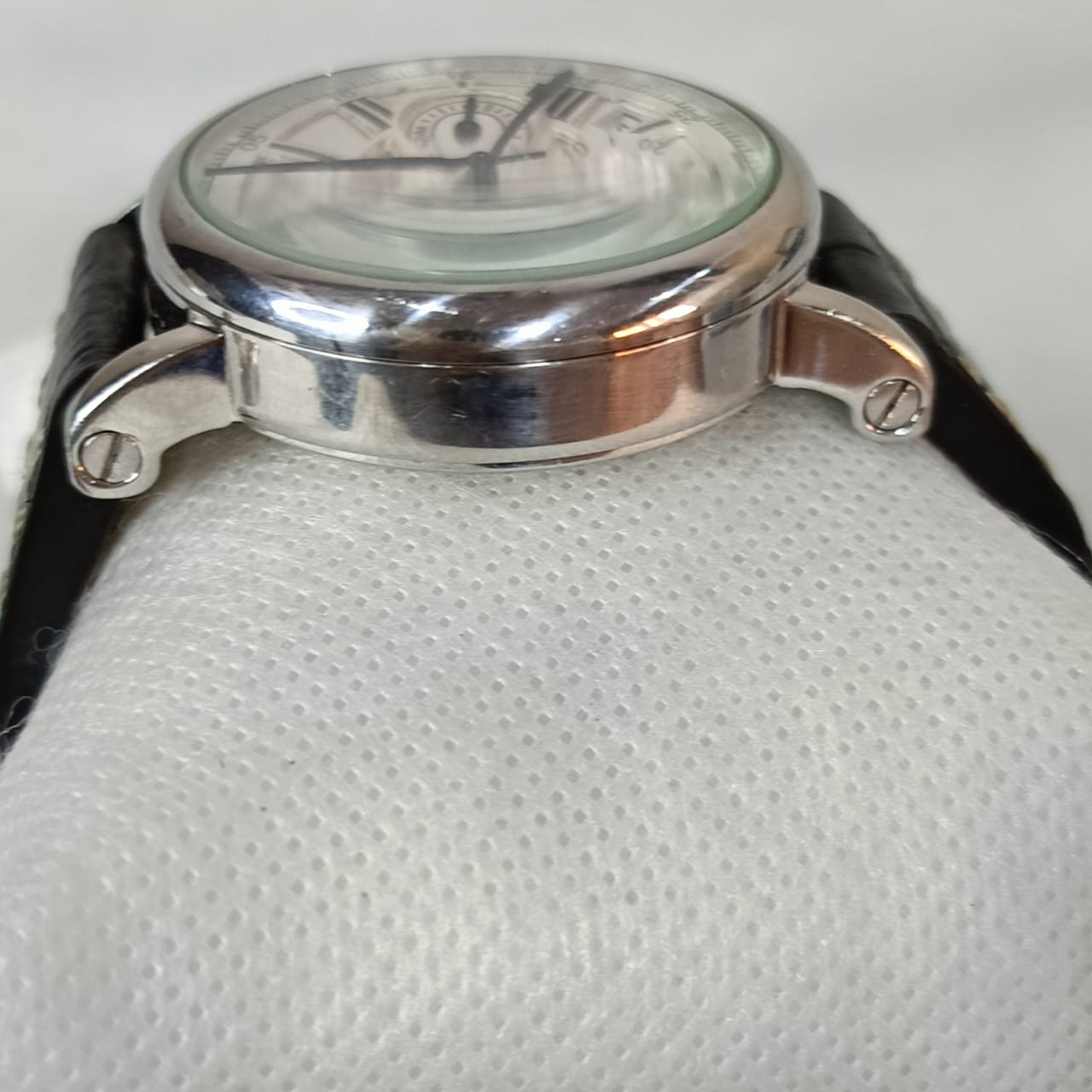Montre Cartier cronographe Quartz  40mm Prix 25000