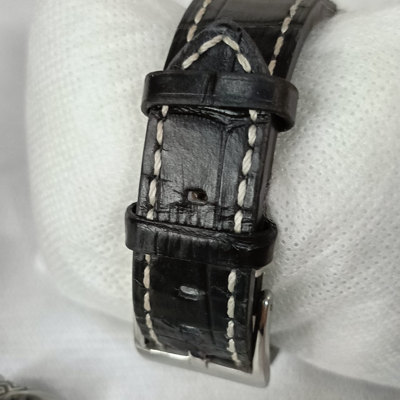 Montre Cartier cronographe Quartz  40mm Prix 25000