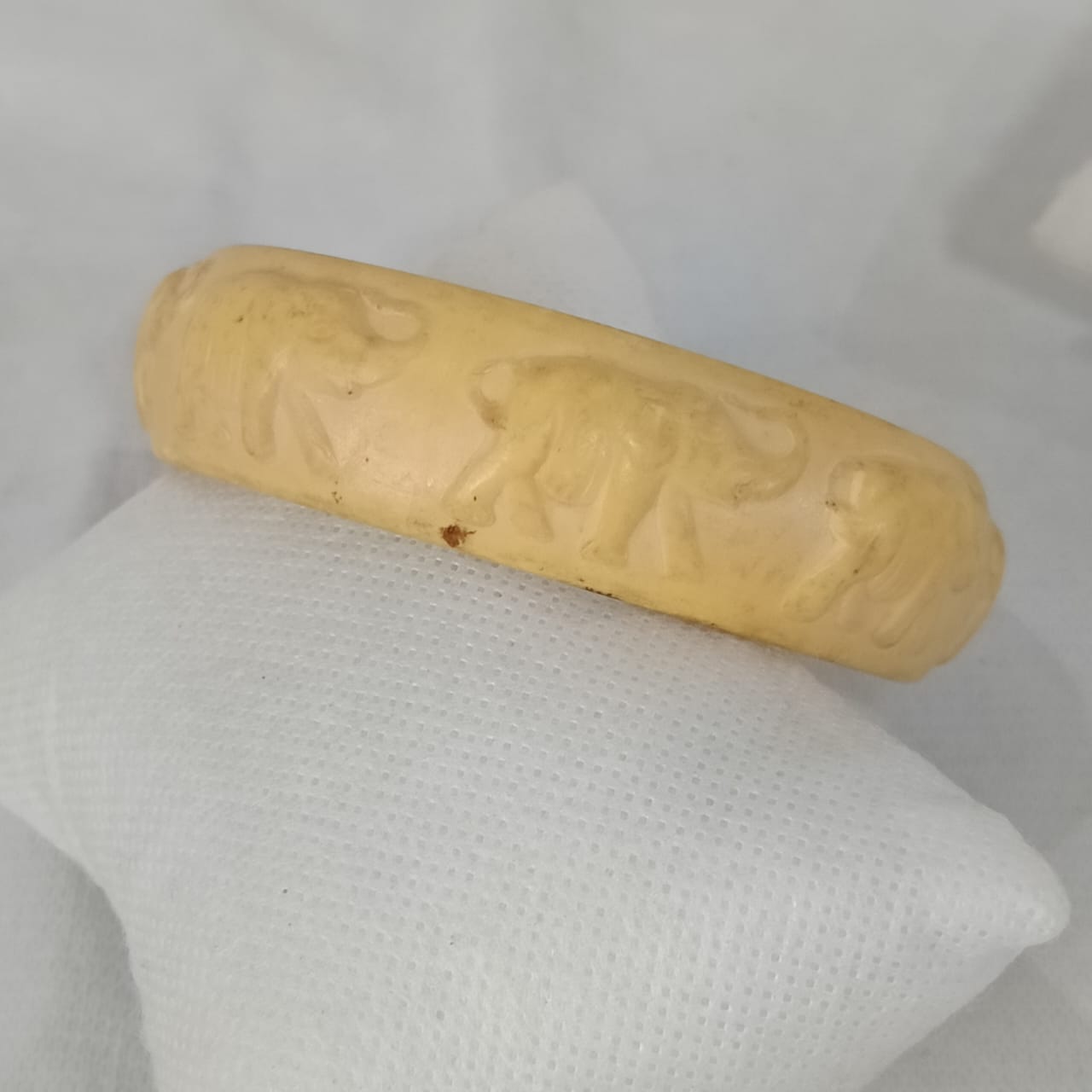 سوار تحفة بالعااج ناعم