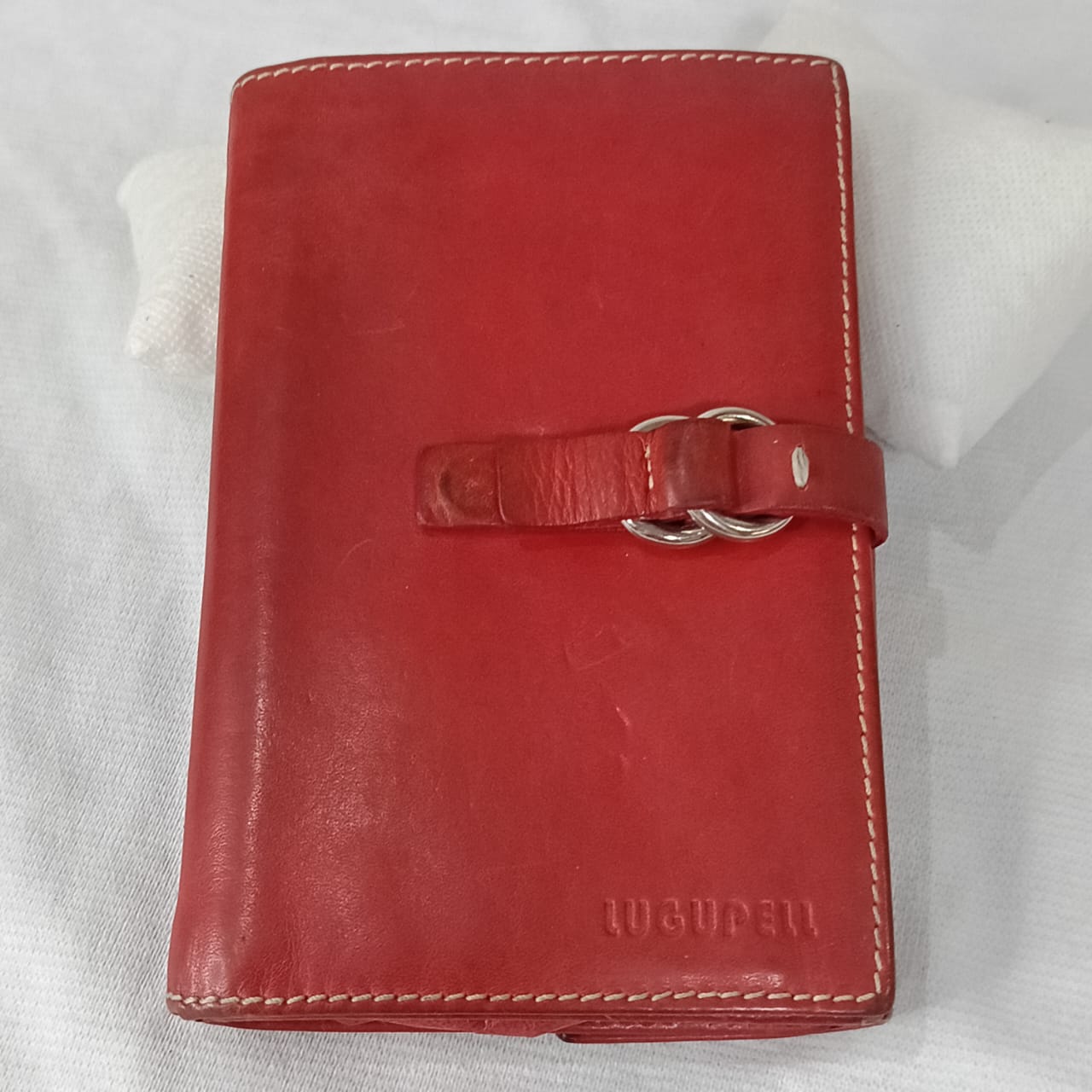 Portefeuille lugupell en cuir rouge vintage original