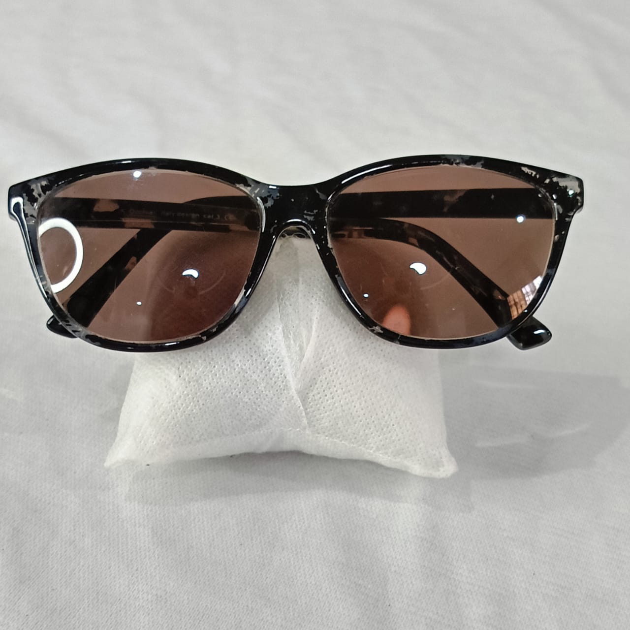 Cadre du lunette original