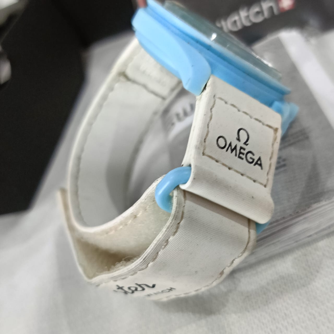 Montre Omega/ switch chronographe original Quartz  40mm Prix 17500