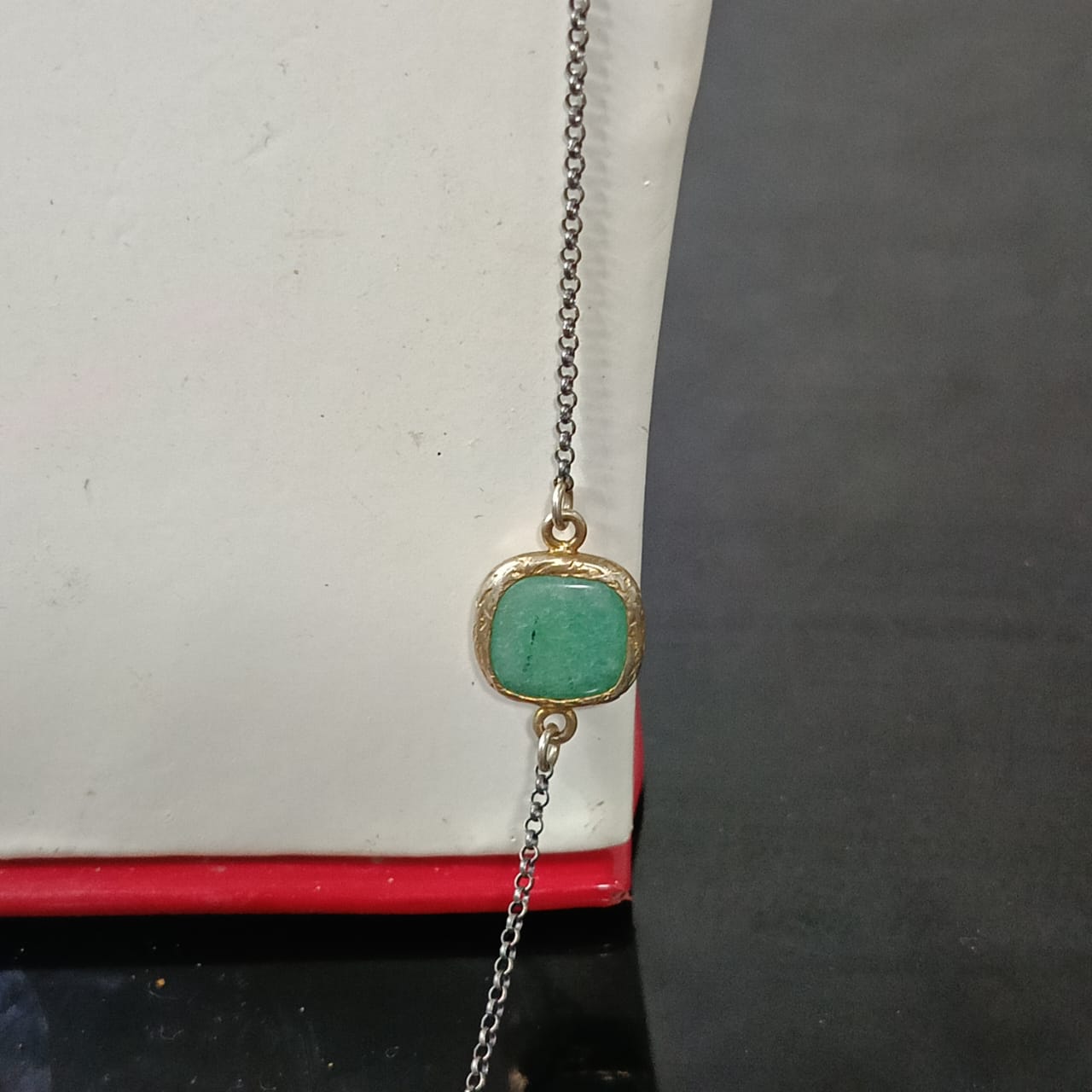 طقم فضة بحجر زمرد سلسلة وخاتم