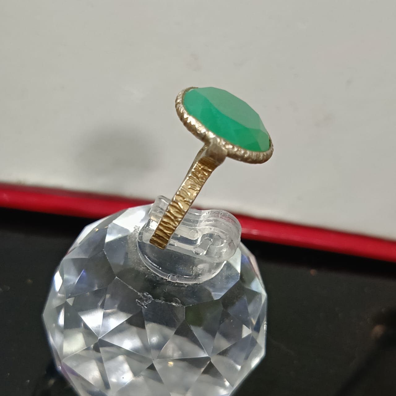 طقم فضة بحجر زمرد سلسلة وخاتم