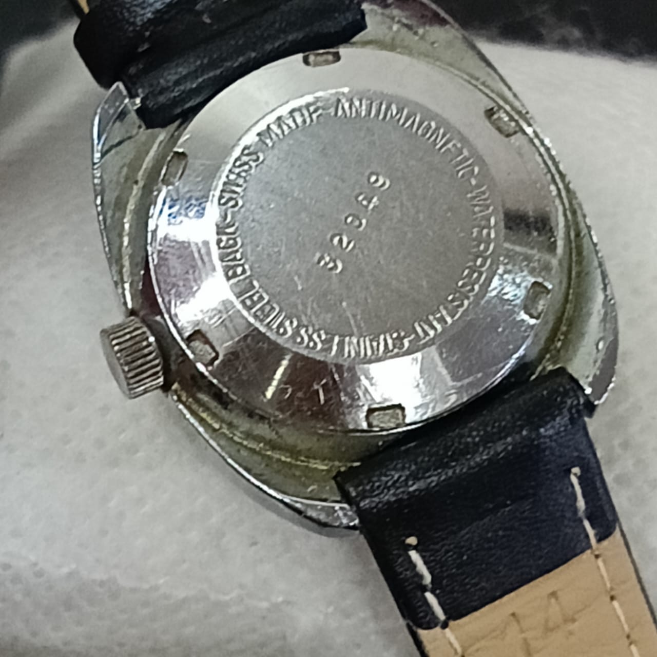 Montre lanco suisse automatique femme original vintage