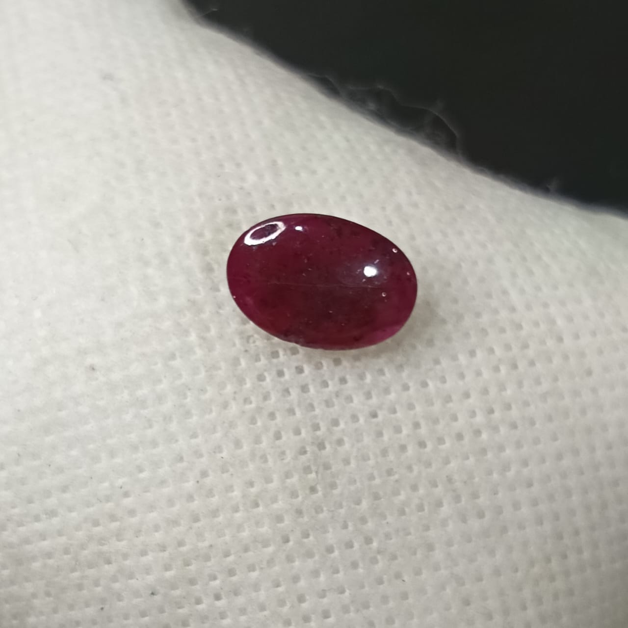 حجر ياقوت طبيعي