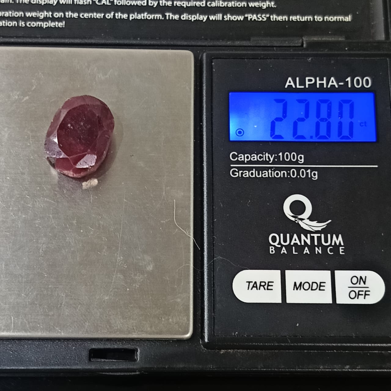 حجر ياقوت طبيعي