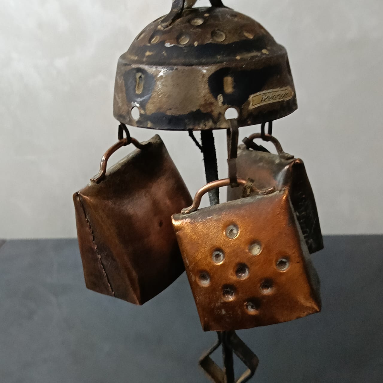 جرس نحاس أنتيك