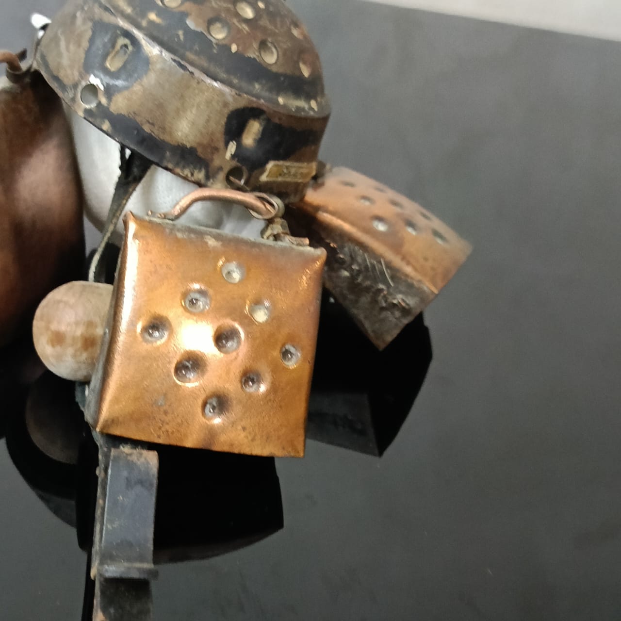 جرس نحاس أنتيك