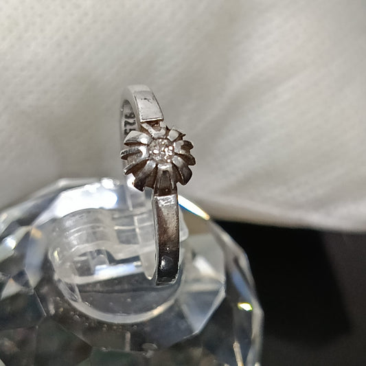 خاتم فضة بحجر ماس طبيعي