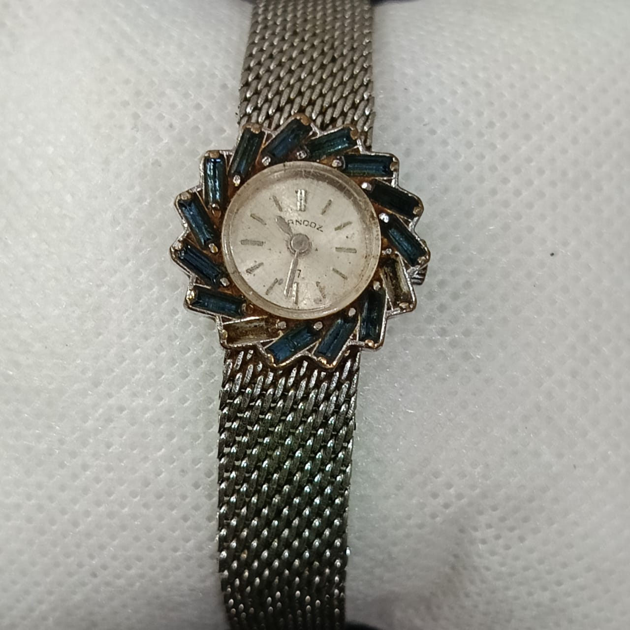 Montre Sandoz mécanique femme عاطلة