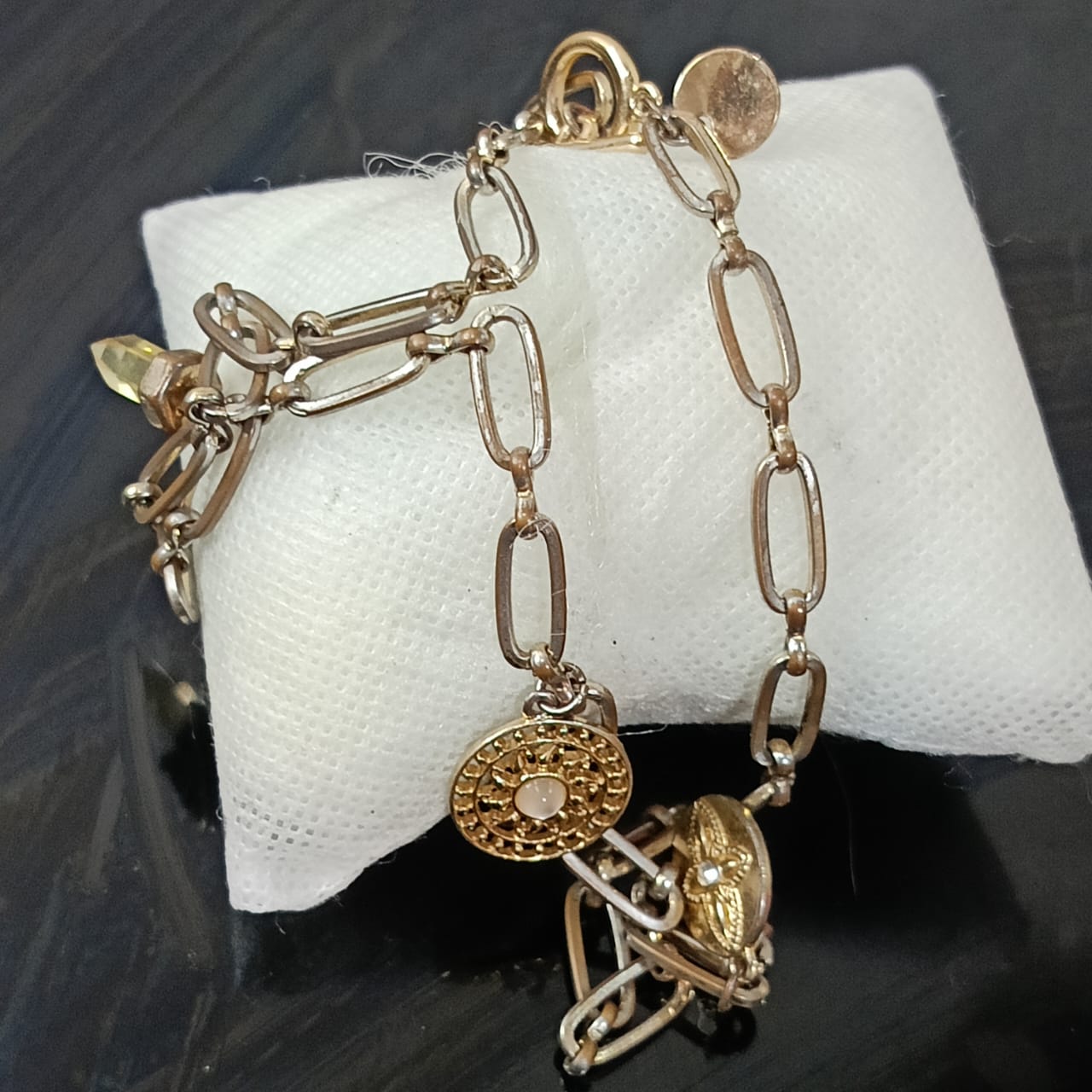 سلسلة قديمة نحاس