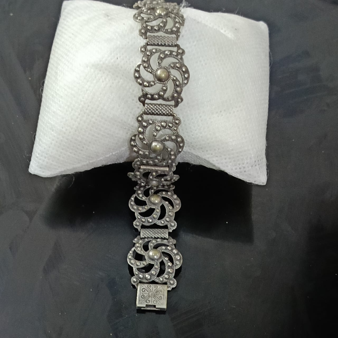 سوار نسائي نحاس أبيض