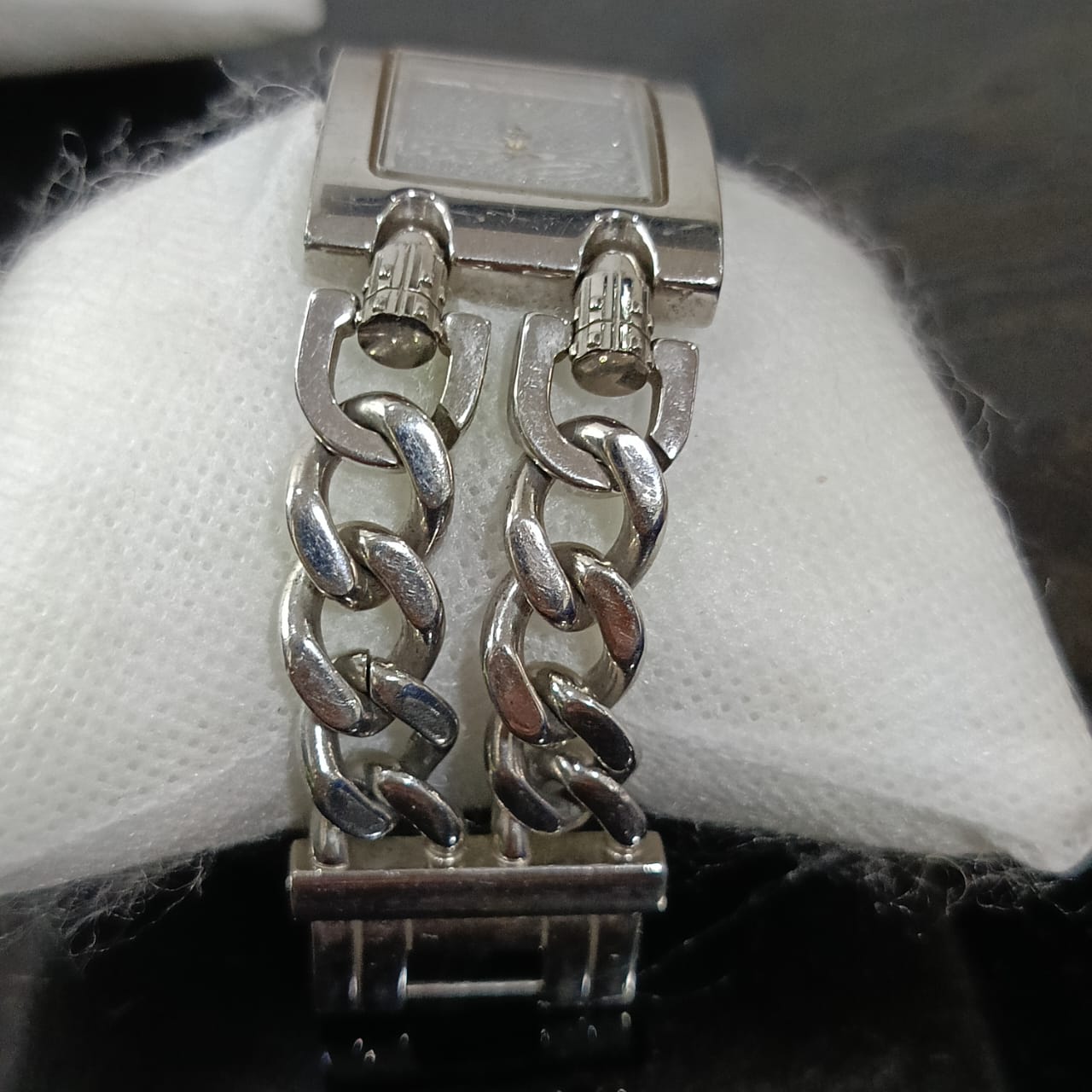 Montre Guess Femme original plaqué or Blanc