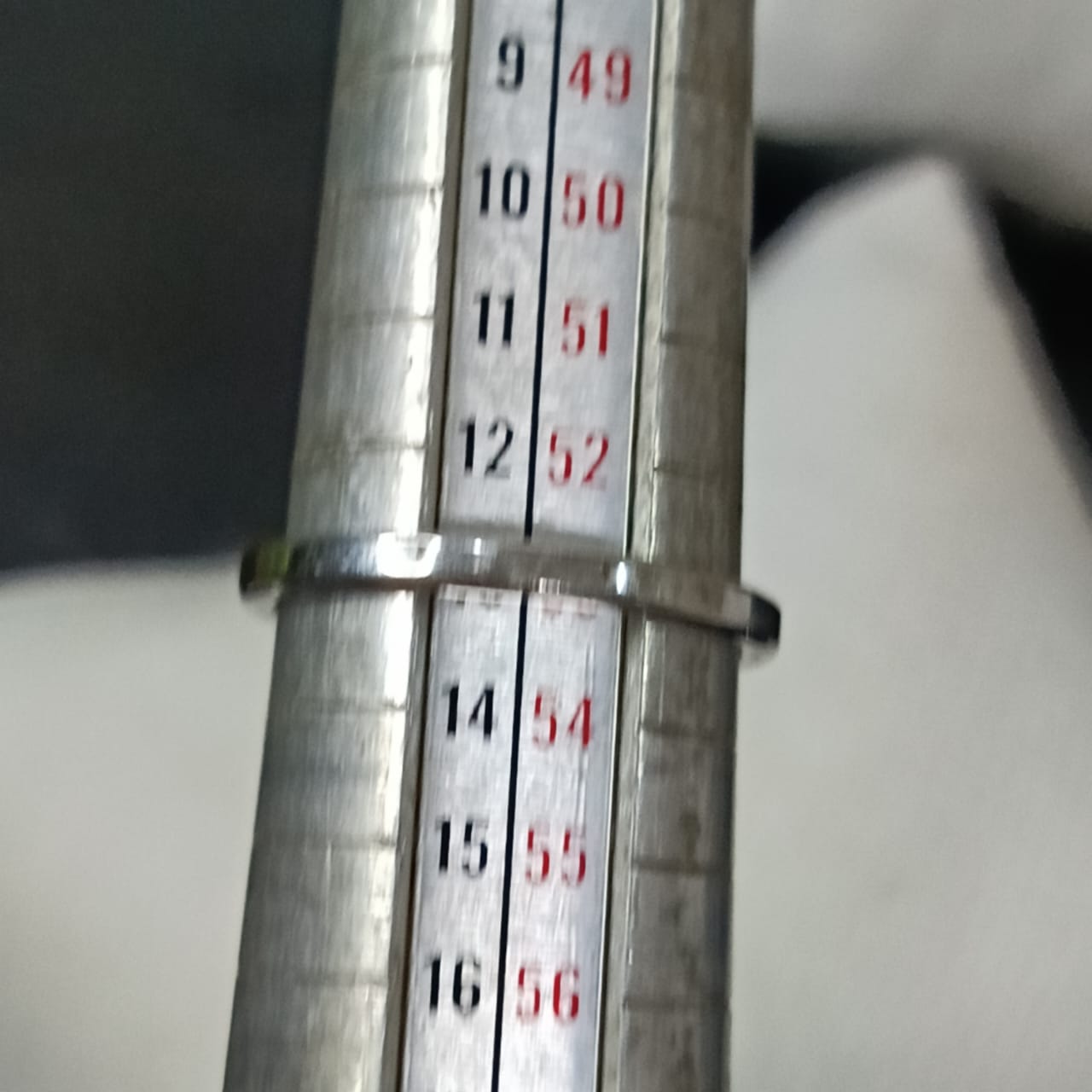 خاتم بلاكي أبيض